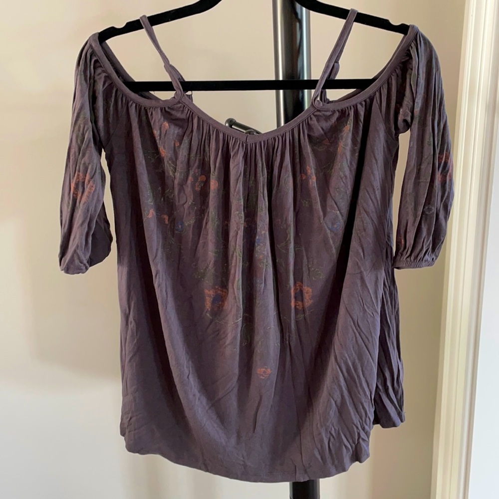 XS off the shoulders top